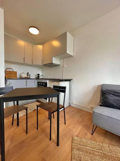 Superbe Studio Avec Parking Gratuit Sur Place Paray-Vieille-Poste Ngoại thất bức ảnh