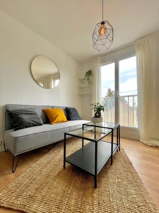 Superbe Studio Avec Parking Gratuit Sur Place Paray-Vieille-Poste Ngoại thất bức ảnh